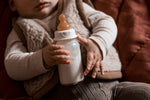 هل الحليب الصناعي آمن للأطفال؟
